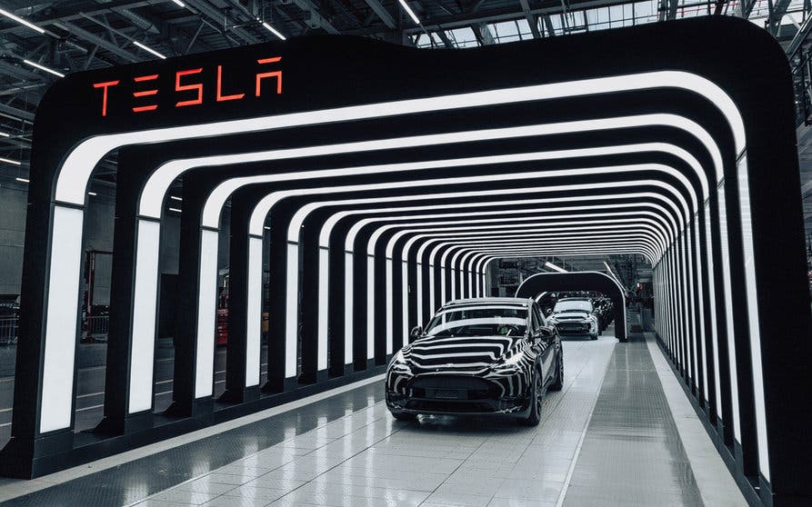  El Tesla Model Y europeo tendrá nuevos colores con hasta 13 capas de pintura 