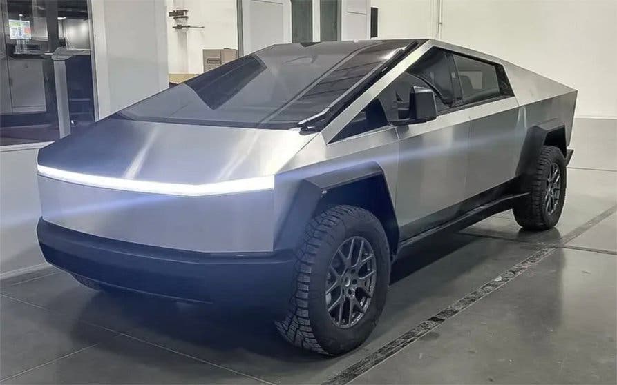  El Tesla Cybertruck asegura fechas de producción y comercialización 