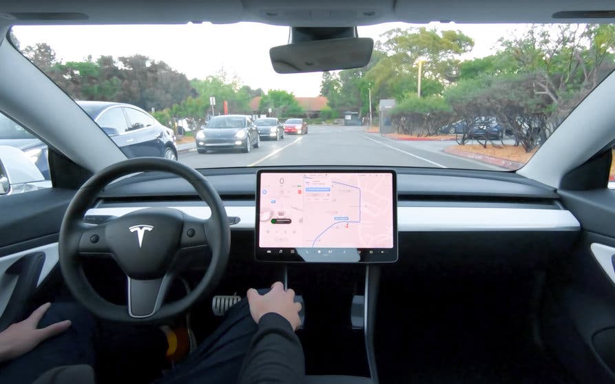  Tesla activará en Europa el sistema de conducción autónoma total a partir de verano 