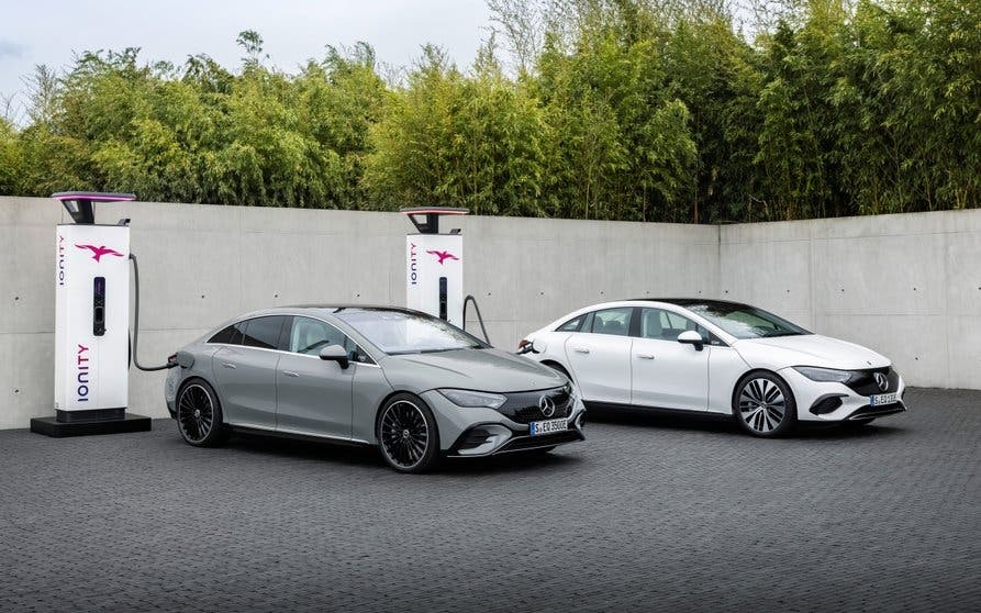 Mercedes quiere facilitar (y abaratar) las recargas rápidas de sus eléctricos 