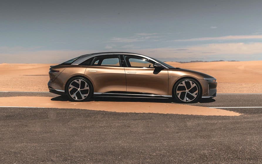  El mejor cliente de Lucid Motors le encarga 100.000 coches eléctricos 