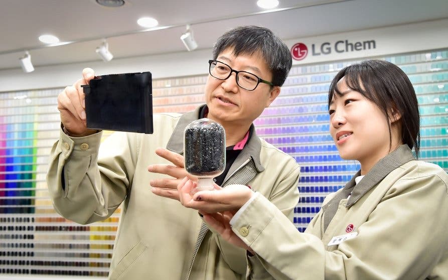  LG Chem desarrolla un polímero ignífugo resistente a los incendios de las baterías 