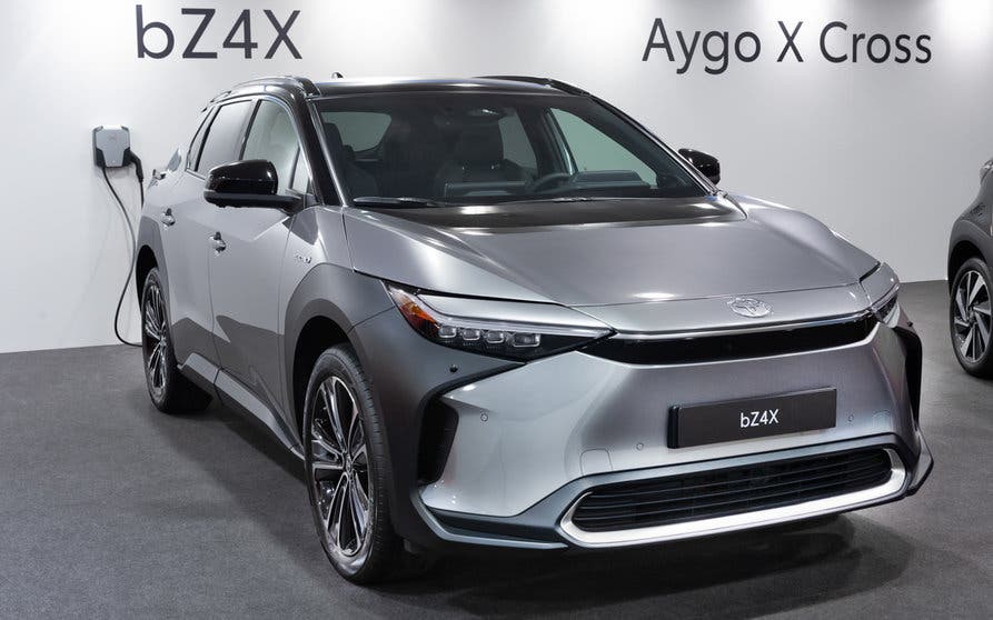  El Toyota bZ4X anuncia sus precios para España, aunque sólo estará disponible mediante renting 