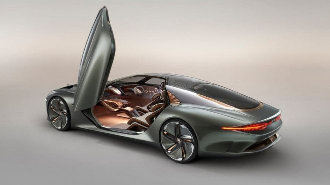El CEOde Bentley desvela los primeros detalles de su próximo coche eléctrico. El CEOde Bentley desvela los primeros detalles de su próximo coche eléctrico.