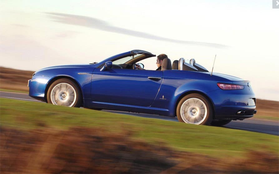  El Alfa Romeo Spider volverá a la vida como coche eléctrico 