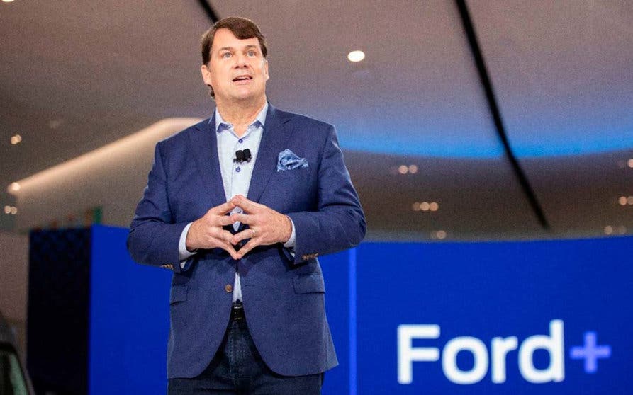  Jim Farley lanza nuevas afirmaciones sobre el futuro de la industria automotriz. 