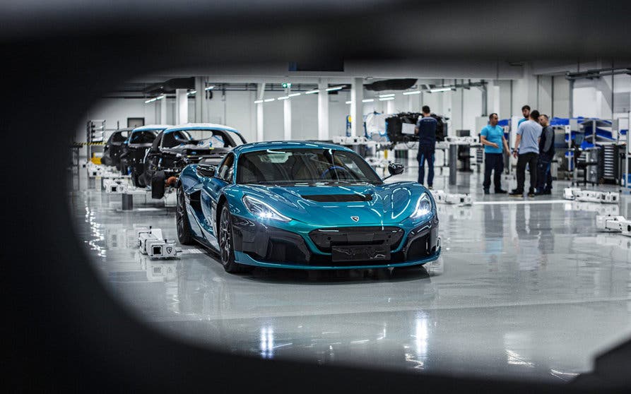  Rimac Technologies recibe una inversión de 500 millones de euros. 