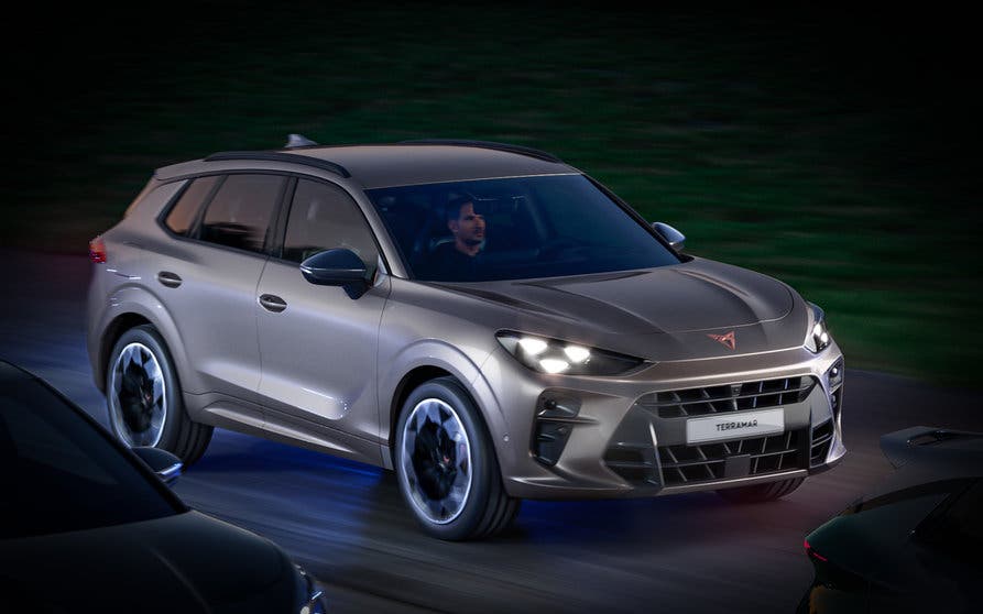  Este es el CUPRA Terramar, un SUV compacto híbrido enchufable con 100 km de autonomía eléctrica 