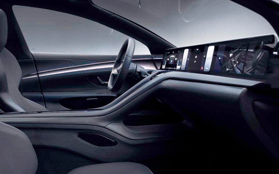  La pantalla del salpicadero del concepto Hopium Machine tiene un diseño influenciado por Porsche, Tesla y Lucid Motors ya que es obra de un ex trabajador de estas tres empresas. 