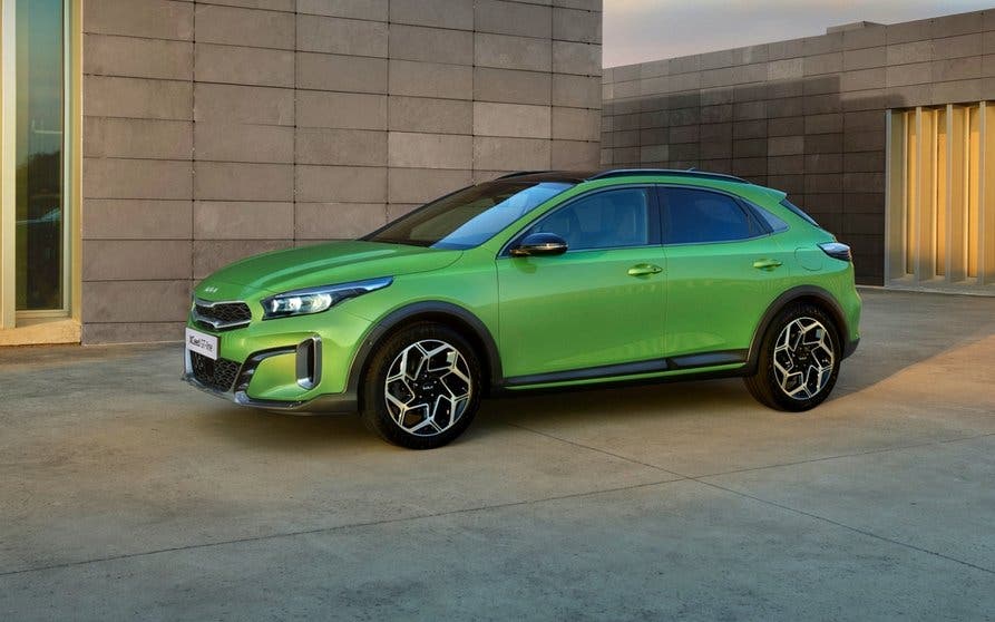  KIA XCeed 2023. 