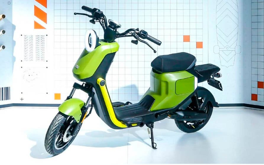  NIU comenzará a implementar baterías de sodio en sus vehículos de dos ruedas a partir del año que viene. 