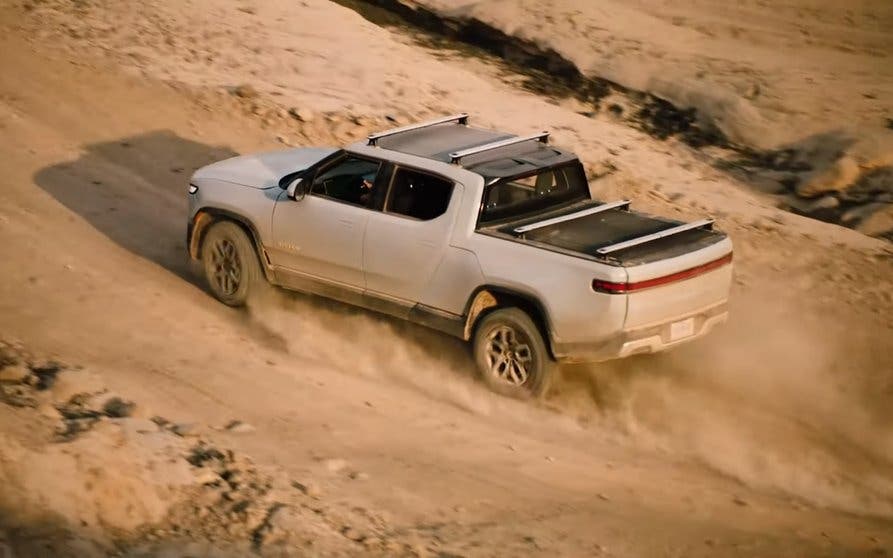  Así prepara Rivian la batería de su pick-up eléctrica para resistir el trato más duro 