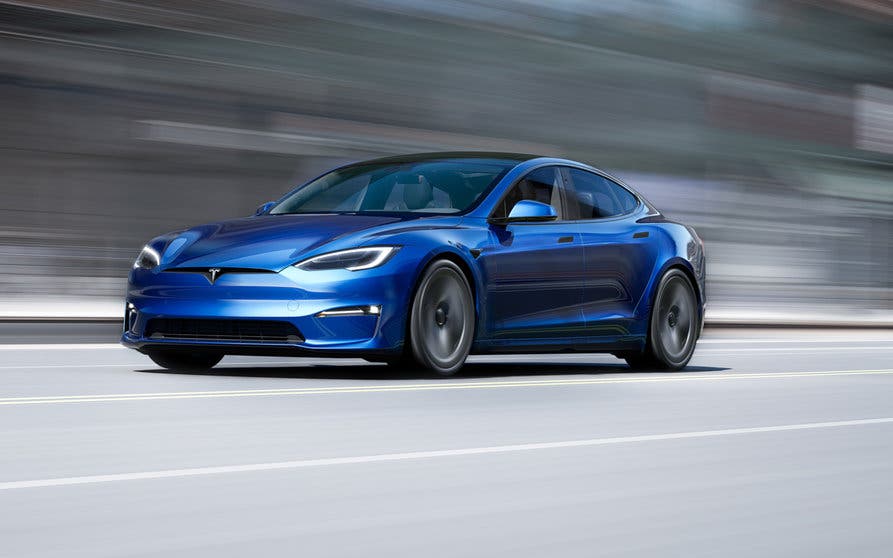  ¡Por fin! El Tesla Model S rompe la sicológica barrera de los 320 km/h 