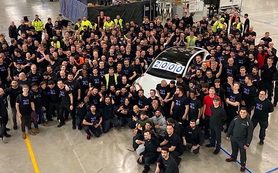  Giga Berlín alcanza los 2.000 Tesla Model Y fabricados en una semana 