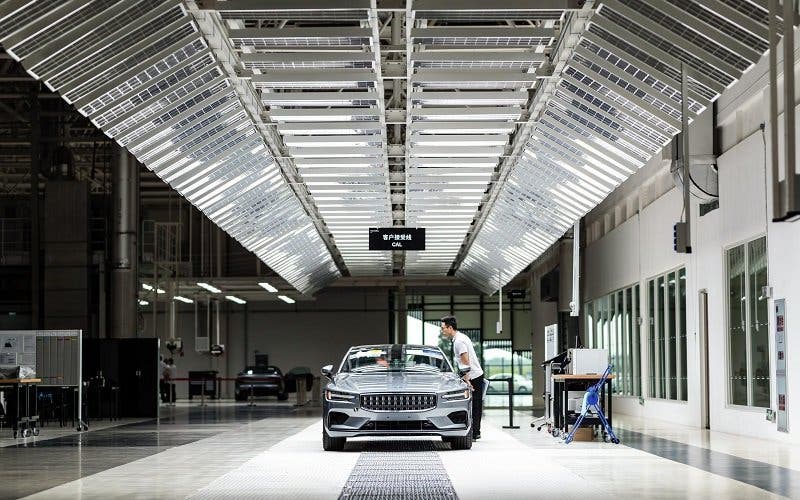  El Polestar 1 híbrido entra en producción estrenando una de las fábricas más modernas de China 