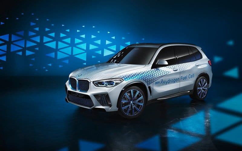  BMW presenta en Frankfurt un prototipo del futuro BMW X5 de hidrógeno 