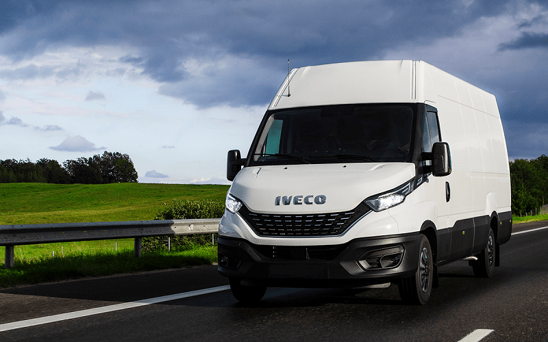  Un nuevo sistema convierte furgonetas diésel en híbridas enchufables con 80 km de autonomía 