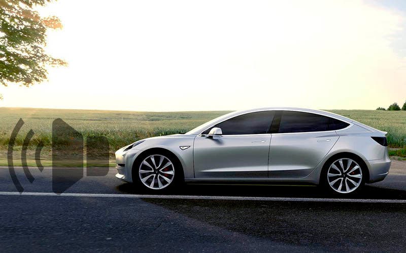  Desde el 1 de septiembre el Tesla Model 3 incorpora un sistema de advertencia acústico para peatones. 