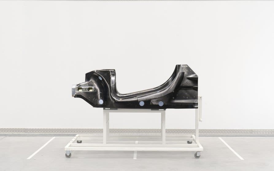  McLaren presenta el chasis de carbono que llevará su futuro coche híbrido 