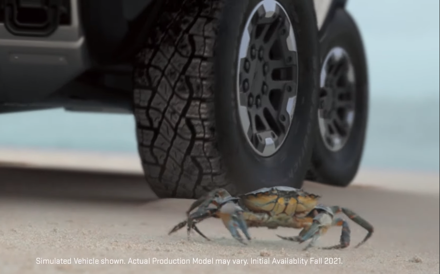  Imagen del sistema Crab Mode del Hummer EV en funcionamiento. 