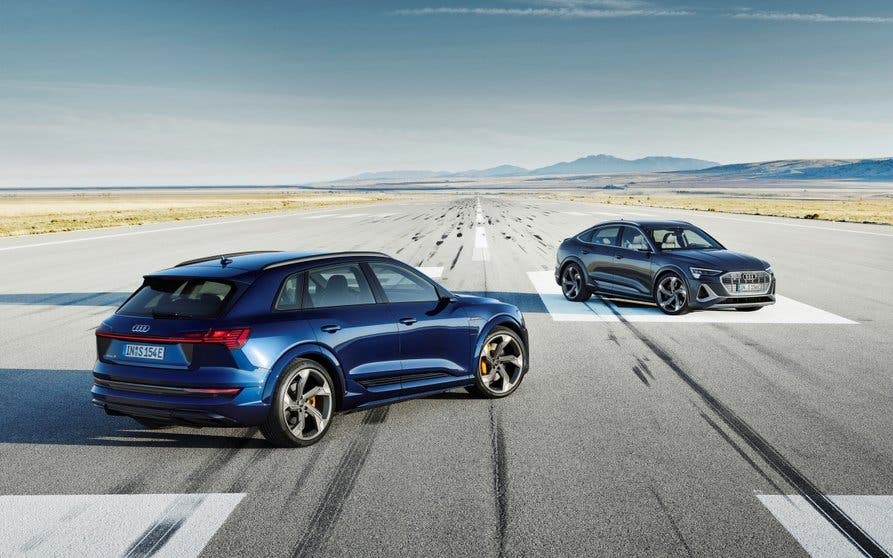  Audi e-tron S y e-tron S Sportback 