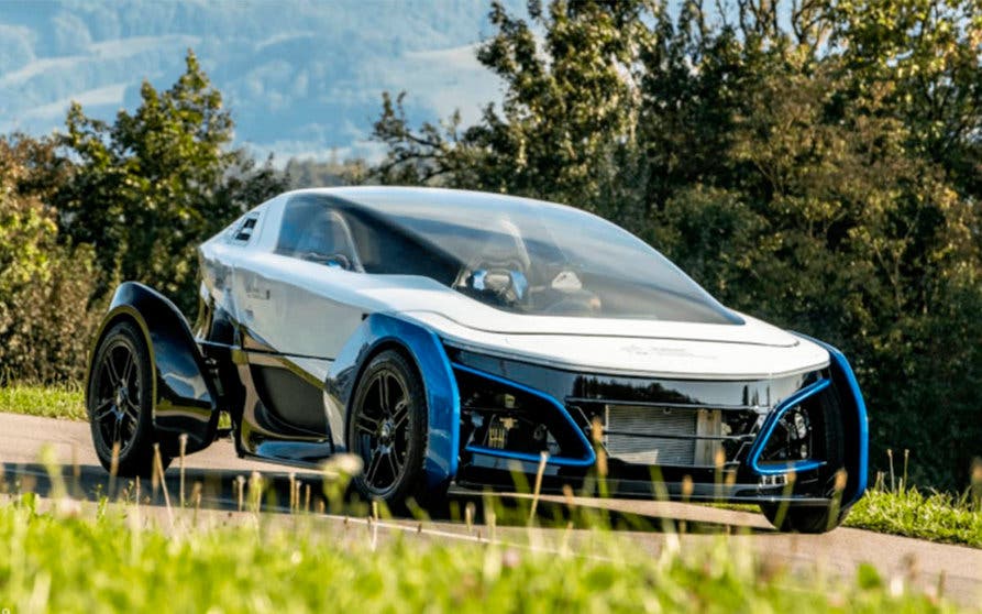  SLRV Concept, un coche eléctrico alimentado por hidrógeno creado por el Centro Aeroespacial Alemán. 