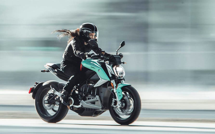  Zero Motorcycles presenta su nuevo catálogo de motocicletas eléctricas para 2021. 