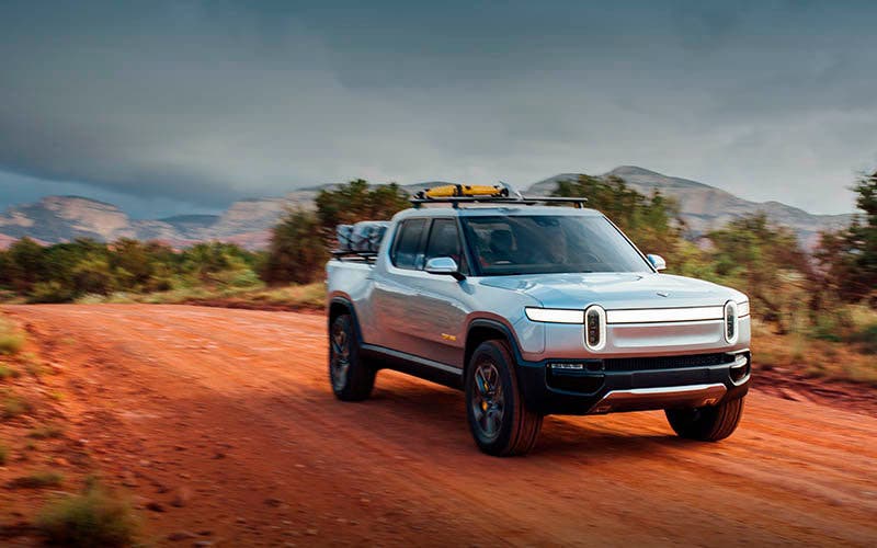  Rivian R1T, cuatro motores ele´ctricos y vectorización del par. 