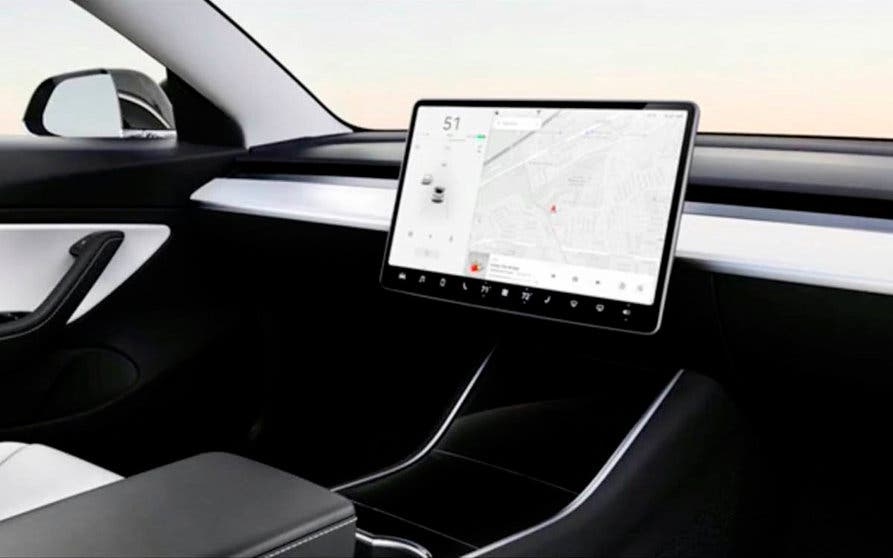  El Tesla Model 2 puede ser el primer coche eléctrico del fabricante que prescinda del volante y los pedales. 