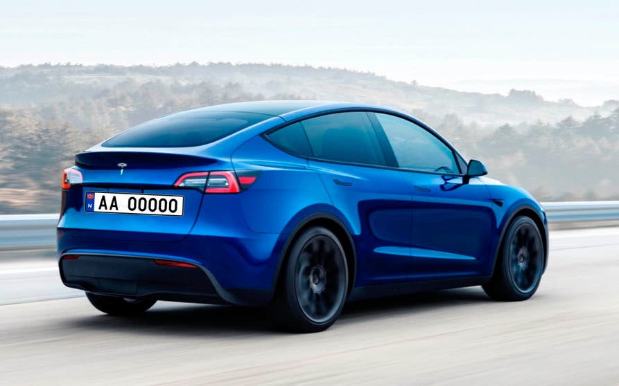  Uno de cada cuatro coches eléctricos vendidos en Noruega en septiembre es un Tesla Model Y: el SUV eléctrico bate récords. 