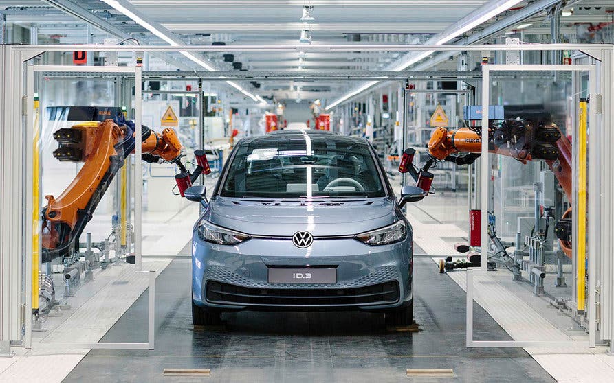  La producción del Volkswagen ID.3 en la fábrica en Zwickau es tres veces más lenta que la del Tesla Model 3. 