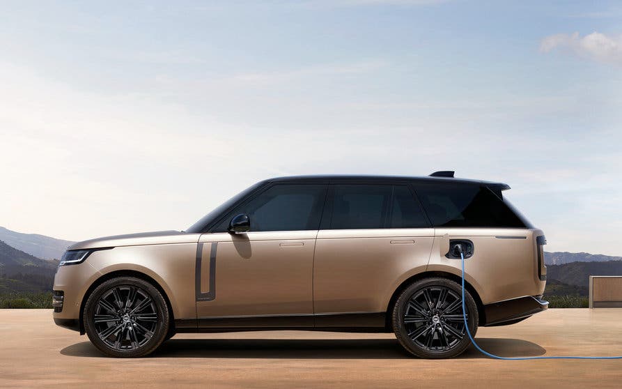  El nuevo Range Rover llega con la electrificación como clave. 