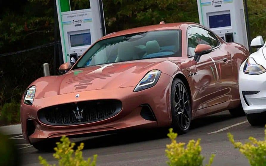  El Maserati Granturismo eléctrico enseña su escultural diseño sin camuflaje 