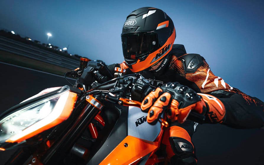 KTM quiere ampliar su cooperación con Bajaj Auto para el desarrollo de una plataforma común para motocicletas eléctricas de alto rendimiento. 