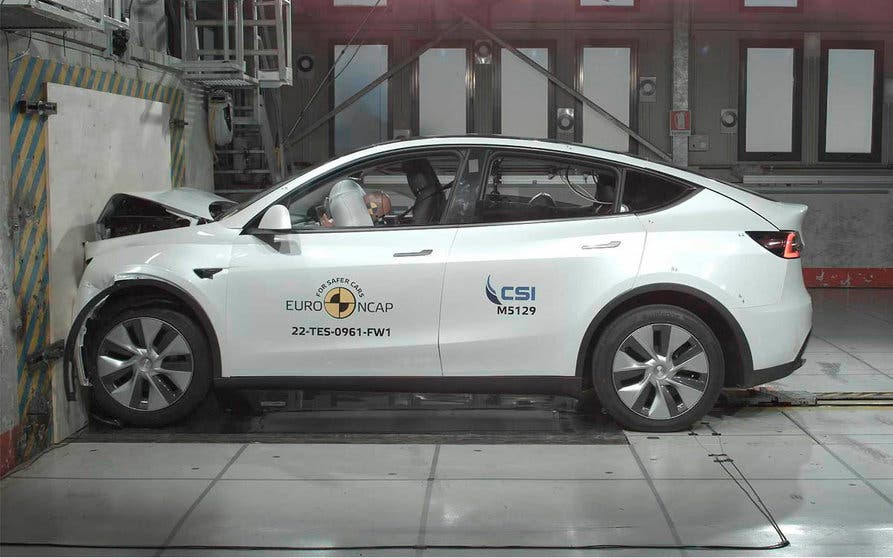  El Tesla Model Y europeo recibe 5 estrellas Euro NCAP con unos resultados "casi perfectos". 