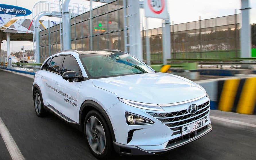  Hyundai Nexo autónomo de hidrógeno. 