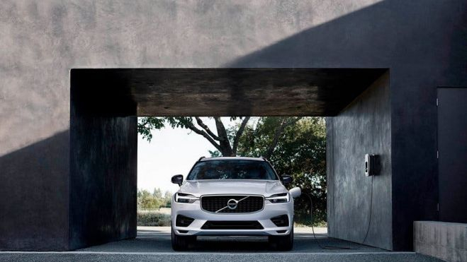 Suecia quiere ser la nueva Noruega: los coches eléctricos superan a los de  combustión