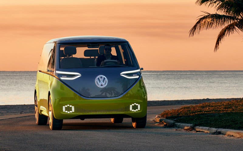  Volkswagen impulsará un "rompedor proyecto" de autobuses eléctricos autónomos en Qatar. 