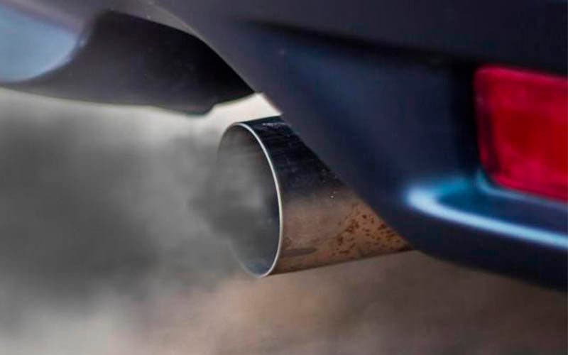  Los SUV de combustión están elevando las emisiones del sector del transporte. 