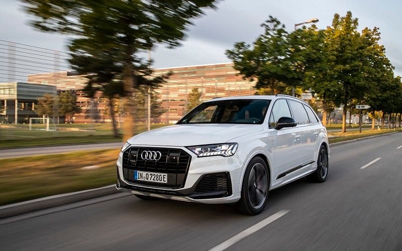  Audi lanza el Q7 TFSI e híbrido enchufable, con dos niveles de potencia y etiqueta Cero 
