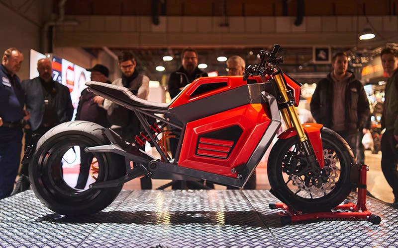  RMK E2, ahora conocida como Verge TS, en el EICMA 2019. 