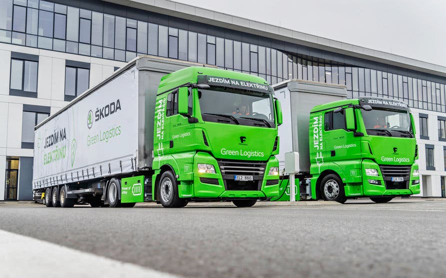  Cabezas tractoras eléctricas de Framo usadas por Škoda. 