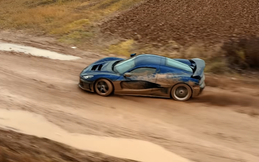  Vídeo: hacer off-road con un Rimac Nevera es buena idea (si después lo estrellas) 