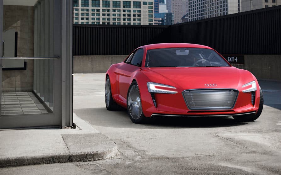  Audi R8 e-tron Concept 