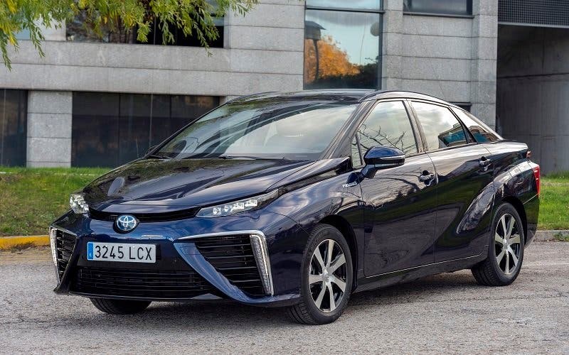  Con ustedes, el primer Toyota Mirai de hidrógeno matriculado en España 