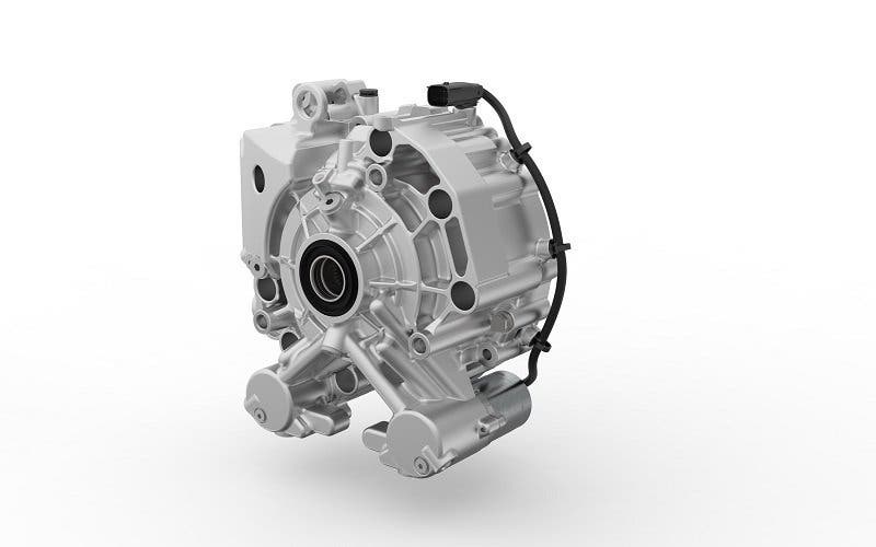  Sistema de control vectorial del par con doble embrague para coches eléctricos 