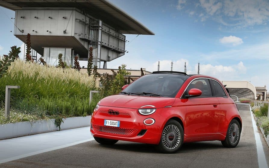  El FIAT 500e es un fijo en el Top 3 de los coches eléctricos más vendidos 