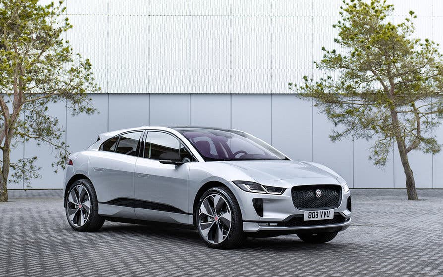  Jaguar ya ha comenzado con el desarrollo de sus futuros coches eléctricos, aunque de una forma muy particular 