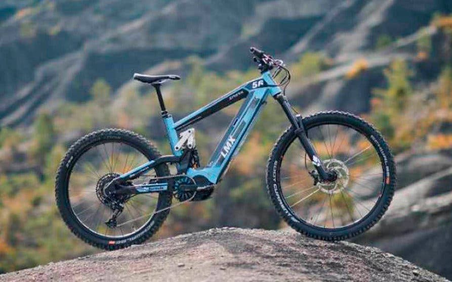  La bicicleta eléctrica LMX 56 cuenta con tecnología de la Fórmula E, pero puede reservarse para que llegue como regalo de Navidad. 