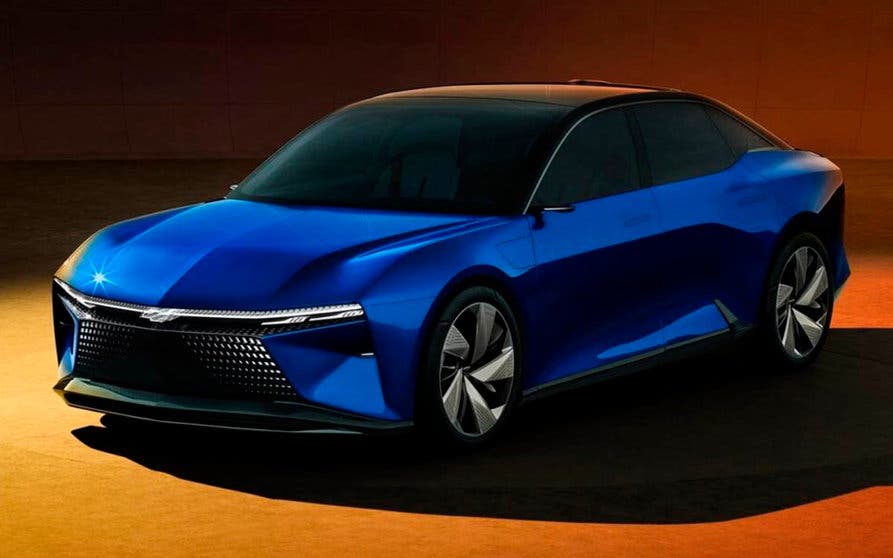  El concept FNR-XE de General Motors podría ser un futuro competidor del Tesla Model 3. 